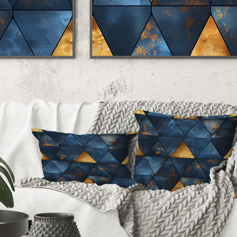 Coussin lombaire moderne Blue Glam Triangles III - Modern