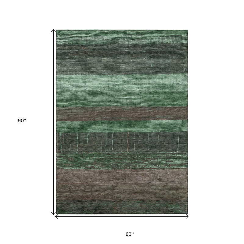 Tapis extérieur lavable rayé vert et kaki 5 pi x 8 pi