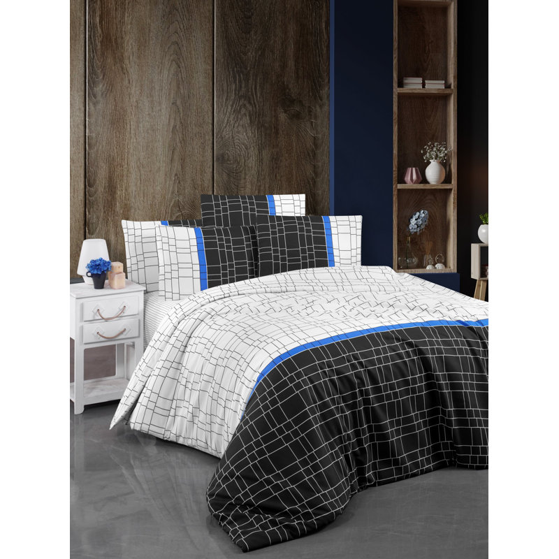 Luxurious King Quilt Cover Set, 65% Cotton / 35% Polyester, White, Black & Blue | Duvet Cover 78.7 x 86.6 inches, 2 Pillowcases 31.5 x 31.5 inches | Machine Washable at 104°F, 145 Thread Count, Elegant Button Closure