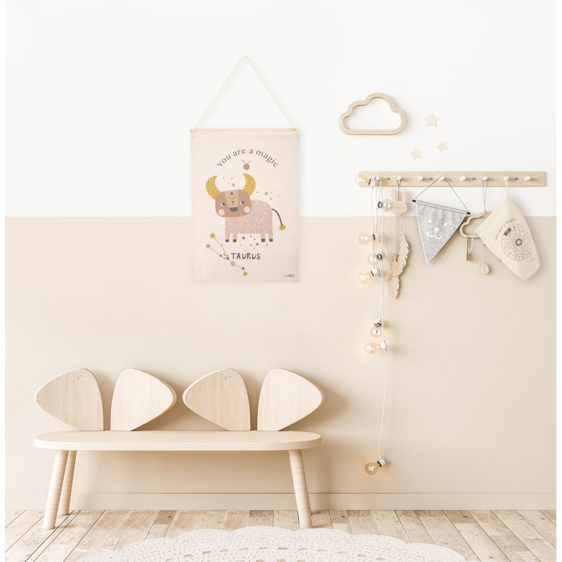 WALL HANGING LITTLE TAURUS