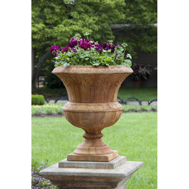 Smithsonian Handmade Planter, Travertine