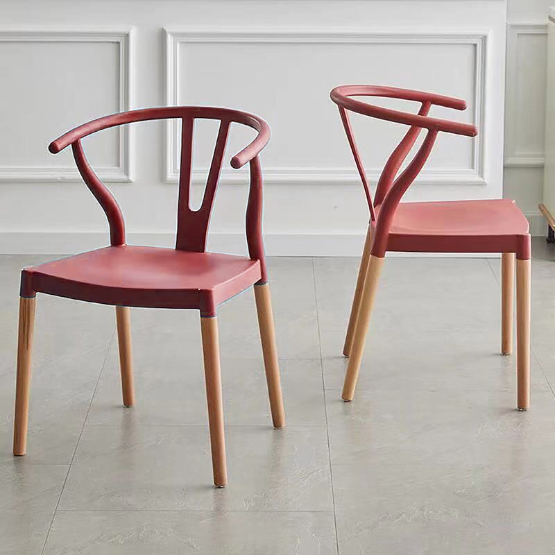 Chaises de salle à manger en plastique avec pieds en bois de hêtre Burkleigh, Rouge