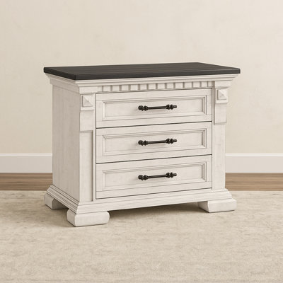 Alinah Nightstand