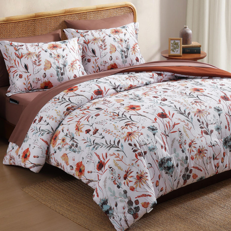 Comforter Set, Comforter Set with Pattern, Soft Seersucker Design All Season Microfiber Bedding Set, White/Terracotta Floral