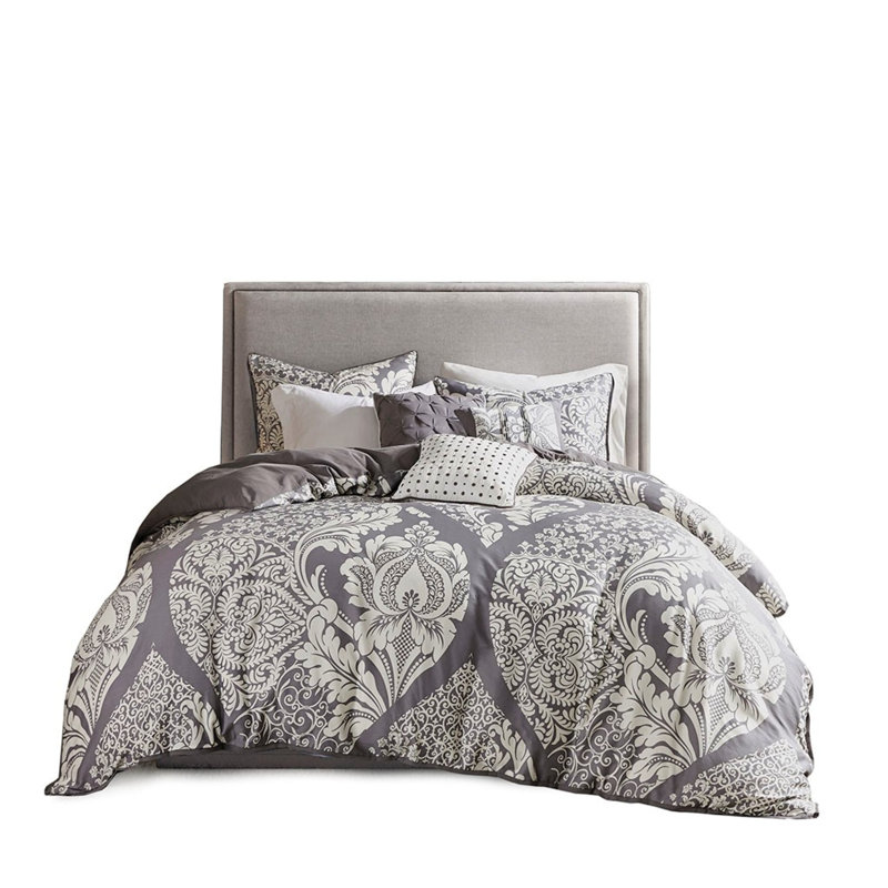 Comfortable King Size Polyester Bedding Sets, Chic Damask Design For Home