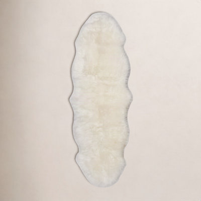 Morland Natural Ivory Handmade Sheepskin Rug