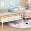 Lit double superposé au-dessus de grand lit double-72684084