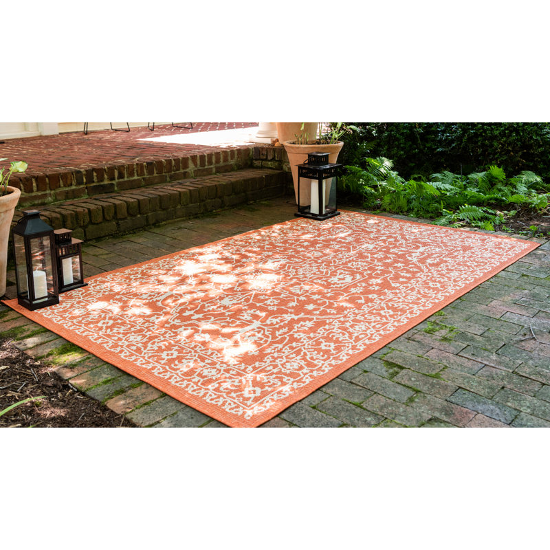 Menezes Oriental Indoor / Outdoor Rug, Rectangle 5'1" x 8'