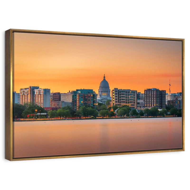 Madison Wisconsin au coucher du soleil, 46 po x 31 po, Cadre flottant doré