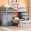 Lit superposé gris avec rangement polyvalent - garde-robe, tiroirs et espace supplémentaire double au-dessus d'un lit simple gris. Garde-robe et pour utilisation. Chambre à coucher. L 97,9 po x l 80 po x H 64,6 po. Bois massif. Roulement robuste-864185878-864185877