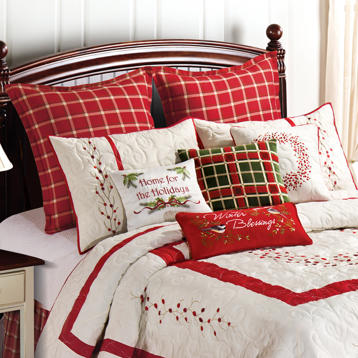 C&F Home Berry Wreath Cotton Patchwork and Embroidered Quilt & Reviews | Wayfair