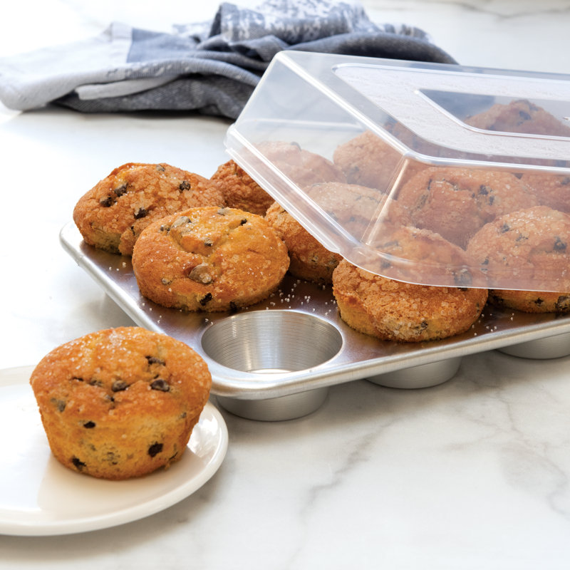 Nordic Ware 12-Cup Muffin Pan