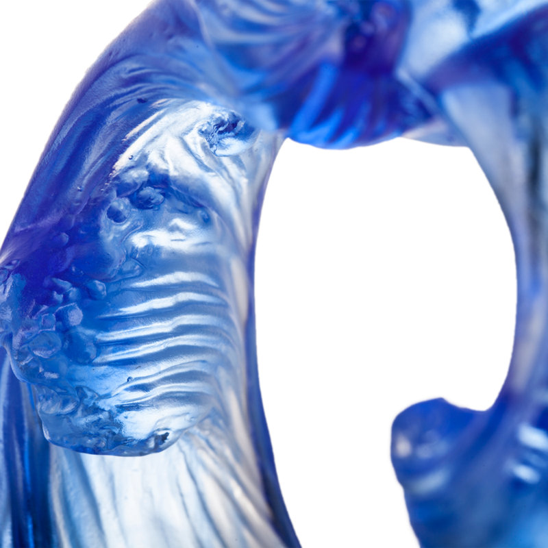 Home Décor Crystal Feng Shui Symbolizing Water and the Constant Flow of Riches