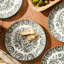 Bloomhouse - 2-Time Oprah’s Favorite Things - Ensemble de 4 assiettes à dessert et à salade Valencia Flor, assiettes en grès de 8,75 po, motif floral méditerranéen, vert fougère-124072410
