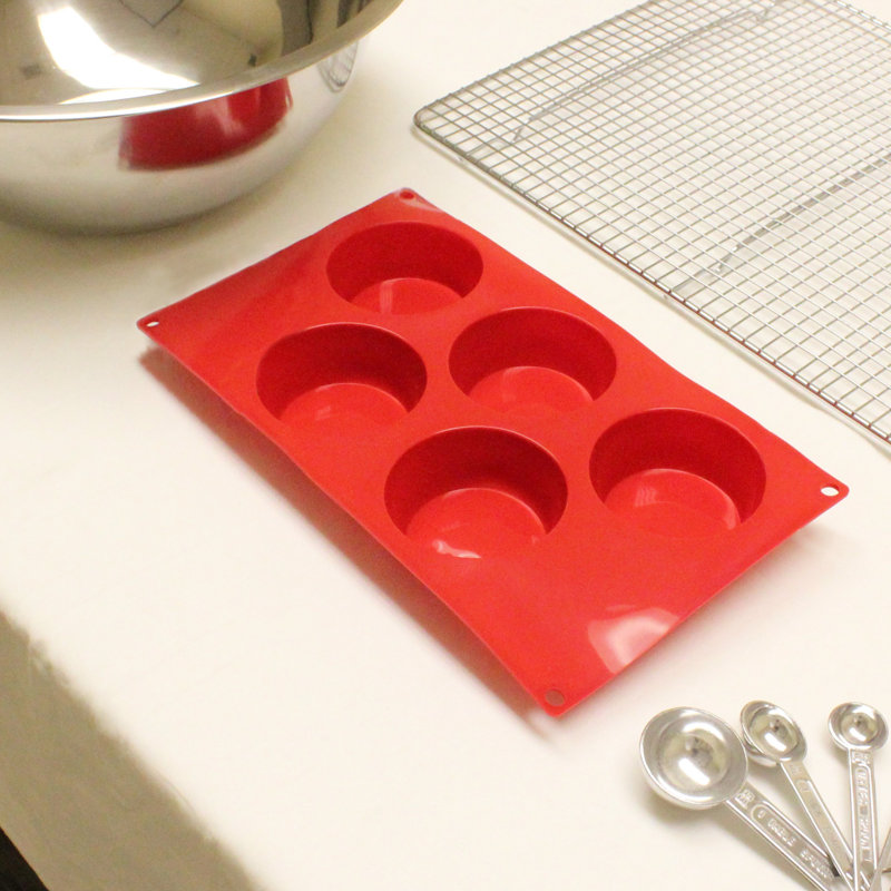 Red High Heat Non-Stick Silicone Mini Muffin Pan