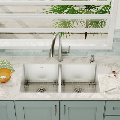 Karran Stainless Steel 32'' X 19'' Double Bowl 50/50 Undermount Kitchen Sink Kit
