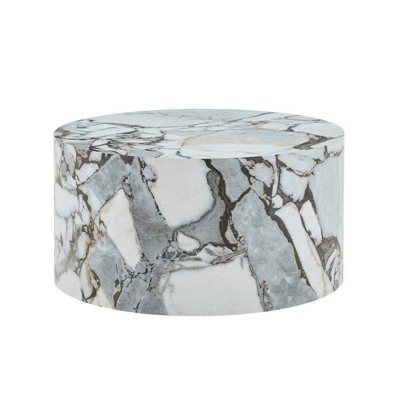 Modern Minimalist Round Coffee Table，becoming a fashionable visual focus in the living room, 11.8" H x 23.6" W x 23.6" D