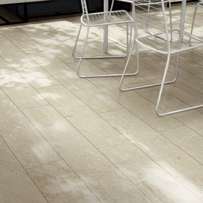 Carreau de porcelaine 6 po x 35 po Burton Stone