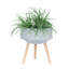 S / 2 jardinière en terrazzo 11/15 po avec pieds en bois, gris