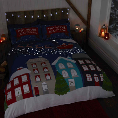 Granger Blue/Red 132 TC Duvet Cover Set