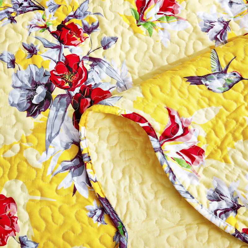 Polyester Floral Quilt, Queen Coverlet/Bedspread + 11 Additional Pieces