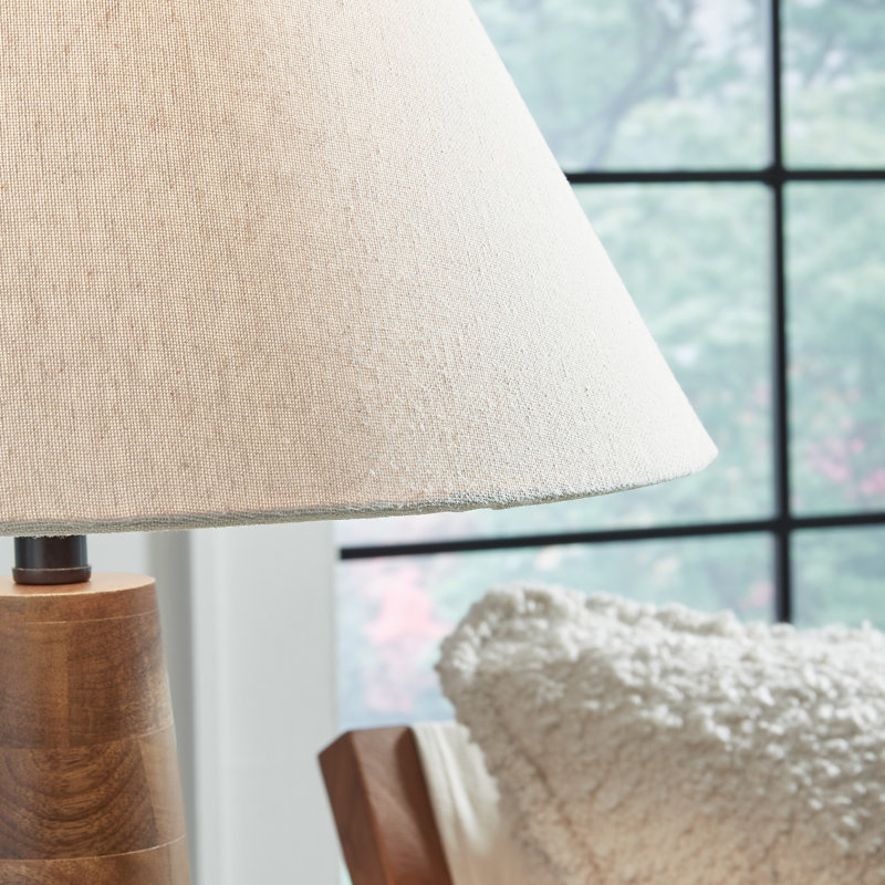 Newgerhard Table Lamp