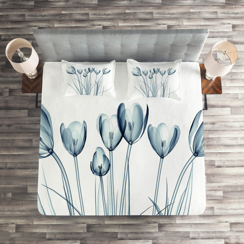 Eclectic Floral Coverlet, Queen Bedspread + 2 Shams