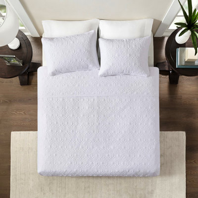 King/ King White Reversible Quilt - All Bedding Choice, Comfortable Cotton Filling, Attractive Quilting, Comes With & Shams Year-Round Use, Pre-Washed Core, Charming Quilting And
