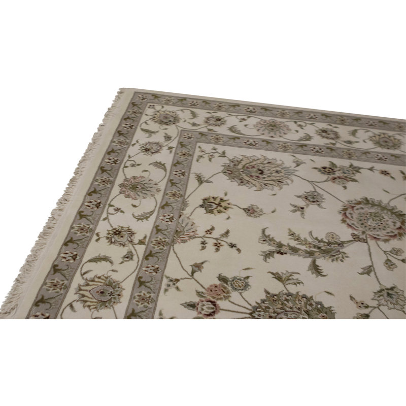 Tapis ivoire noué à la main de haute qualité
