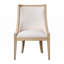 Chaise rembourrée avec garniture cloutée