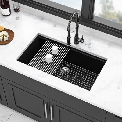 Évier de cuisine en quartz 30 po x 19 po noir - Granite