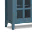 Armoire de rangement transitionnelle en bois massif de 39 po de largeur Acadian avec portes en verre et tablettes réglables
