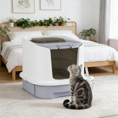 Easy to Clean Litter Box with scoop