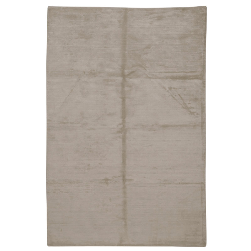 High-Quality Hand-Knotted White And Cream Area Rug