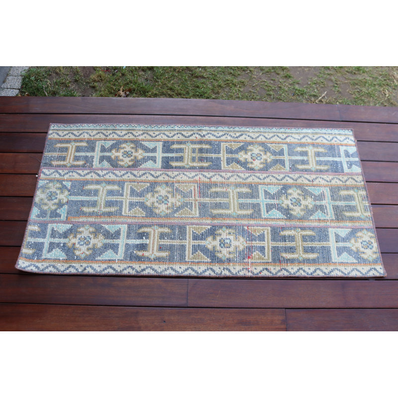 Handwoven Vintage Turkish Kilim Rug With Geometric Tribal Design Ideal For Rustic Floor Mat And Home Decoration In Boho Style