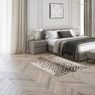 Anyssa Animal Print Area Rug