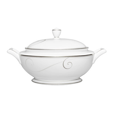 Noritake Platinum Wave 67 oz. Covered Vegetable Bowl