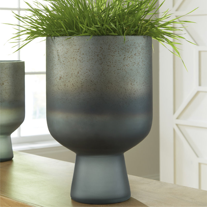 Vase Pennmore, H 15 po x l 10 po x P 10 po
