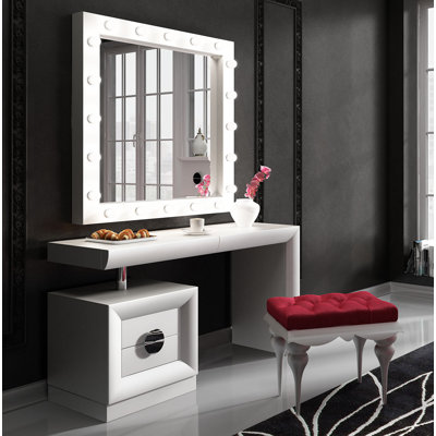 Kirkwood Vanity