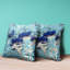 Coussin décoratif 20 po x 20 po bleu et blanc cassé-103533650