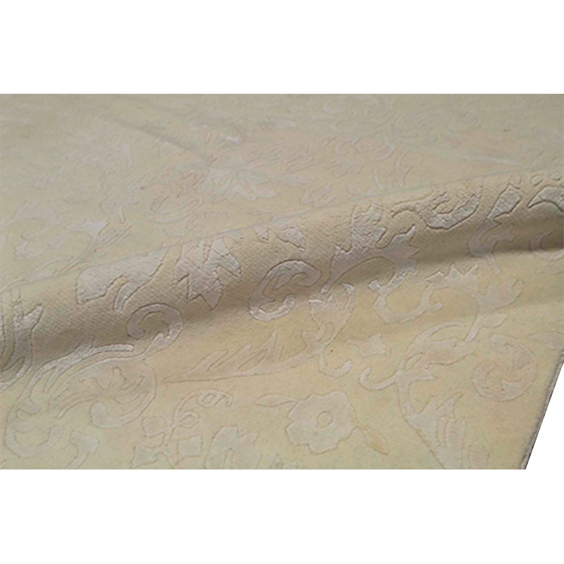 Floral Area Rug in Ivory