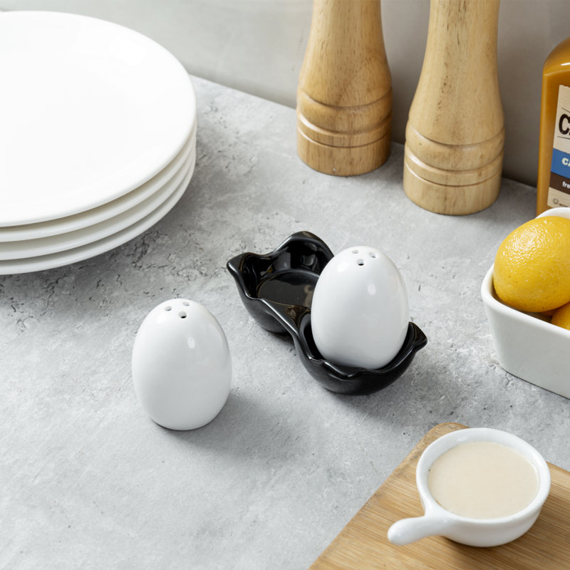 Salt And Pepper Shaker Set