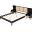 Élégante base de lit en bois massif noir avec 2 tables de chevet et lampes, fusionnant pour un look de chambre à coucher noir élégant. Fabrication, tendance