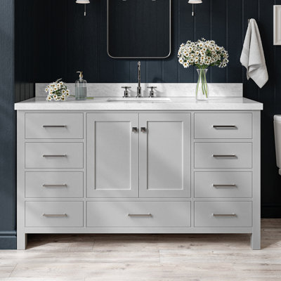 Meuble-lavabo simple en bois massif 61 po avec plateau en marbre Carrara de Cambridge 61 po Cambridge