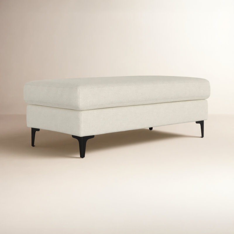 Repose-pieds Ava Mid-Century moderne avec tissu performant et pieds en métal, H 18 po x l 48 po x P 24 po, Beige