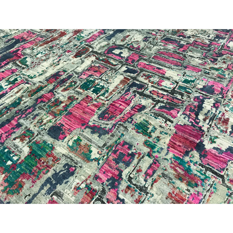Hand-Knotted High-Quality Gray and Pink Area Rug