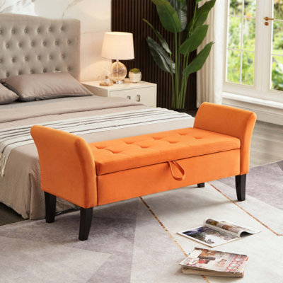 Banc de lit luxueux en velours avec rangement spacieux et conception capitonnée élégante pour une utilisation polyvalente à la maison
