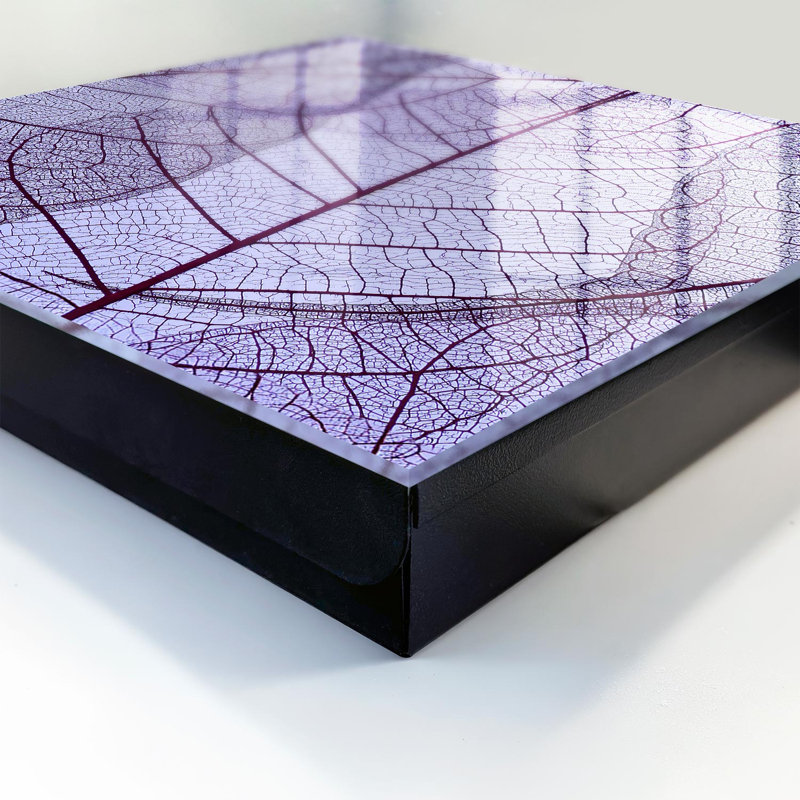Key cabinet for home, Opens to the left, 30x30x5, White, The subtle structure of the leaf on a purple background, 