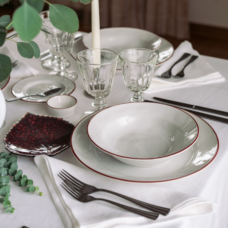 Beja Stoneware Dinner Plate, White/Red