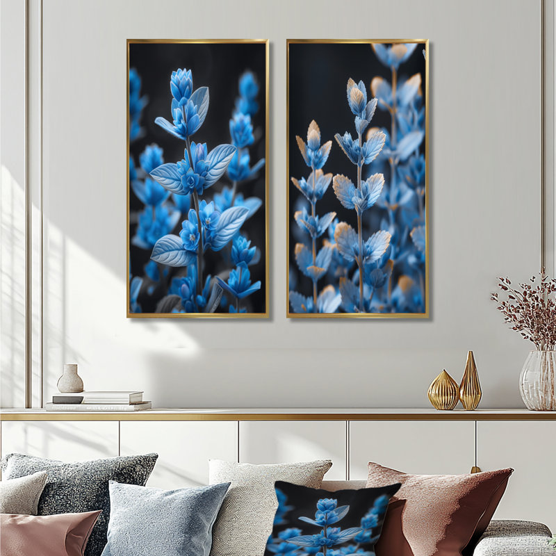 Ensemble de 2 photos d'art lupin bleu et noir, H 28 po x l 24 po, Impression encadrée, Doré